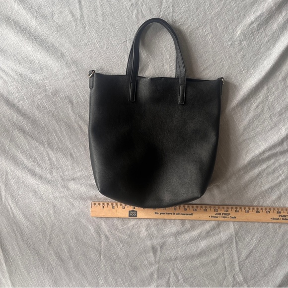 Saint Laurent Toy North/South Black Leather Tote - Picture 2 of 16